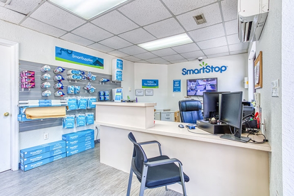 Facility photo: //images.sparefoot.com/medium/226161634ed07e59416.jpg