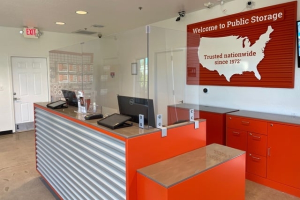 Facility photo: //images.sparefoot.com/medium/226206695d19d1bba23.jpg