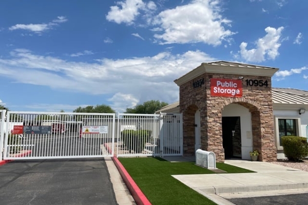 Facility photo: //images.sparefoot.com/medium/22620669ff3459e0dcf.jpg