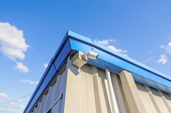 Facility photo: //images.sparefoot.com/medium/22624666bb5ed3e2355.jpg