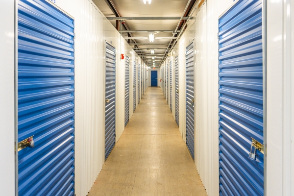 Facility photo: //images.sparefoot.com/medium/22634568c1a7221f7e1.jpg