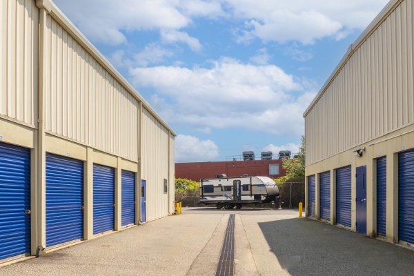 Facility photo: //images.sparefoot.com/medium/22634568c1a763df0b2.jpg
