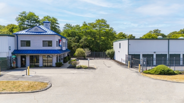 Facility photo: //images.sparefoot.com/medium/22634668c066f775840.jpg