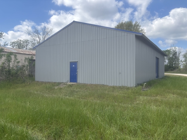 Facility photo: //images.sparefoot.com/medium/22634969d6a52e86197.jpeg