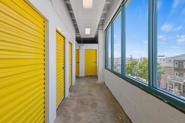 Facility photo: //images.sparefoot.com/medium/2263506899eb0039fec.jpg