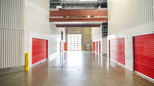 Facility photo: //images.sparefoot.com/medium/22635168892ed582523.jpg