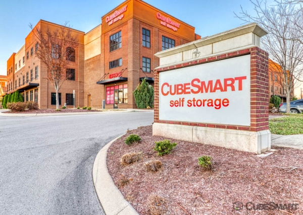 Facility photo: //images.sparefoot.com/medium/22638569dcb77be8db6.jpg