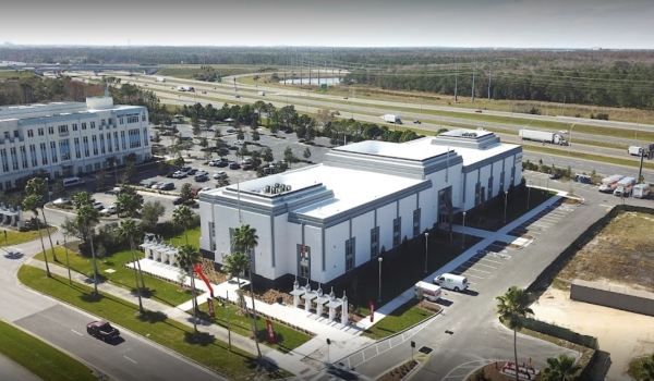 Facility photo: //images.sparefoot.com/medium/2264186369455322b06.jpg