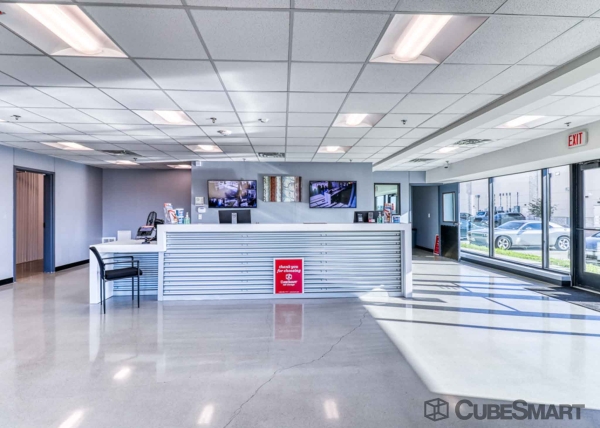 Facility photo: //images.sparefoot.com/medium/226527690340e439b53.jpg