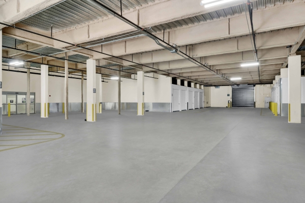 Facility photo: //images.sparefoot.com/medium/2265396700088a83068.jpg