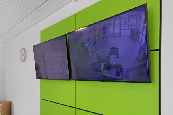 Facility photo: //images.sparefoot.com/medium/226545699432058276f.jpg