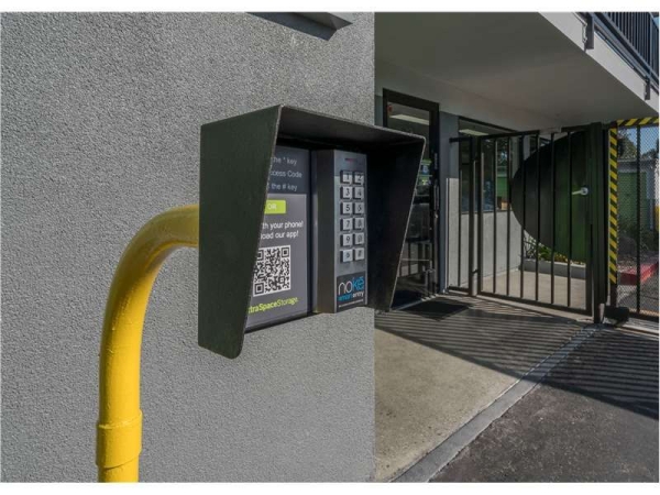 Facility photo: //images.sparefoot.com/medium/226554699432c33be85.jpg