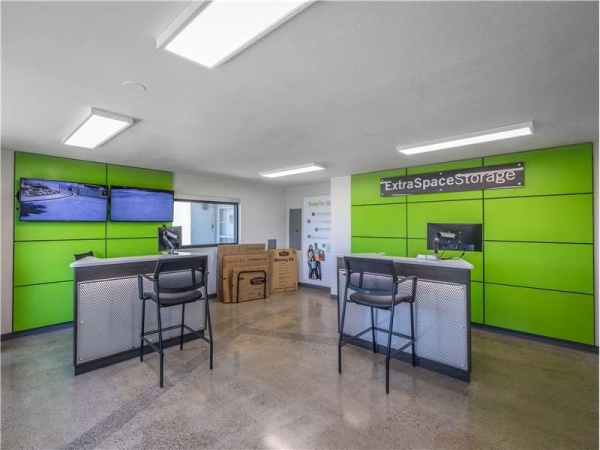 Facility photo: //images.sparefoot.com/medium/226557699432d6173db.jpg