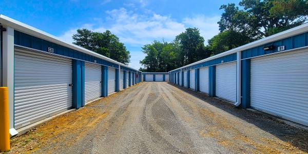 Facility photo: //images.sparefoot.com/medium/2265726a1d04c697c42.jpg