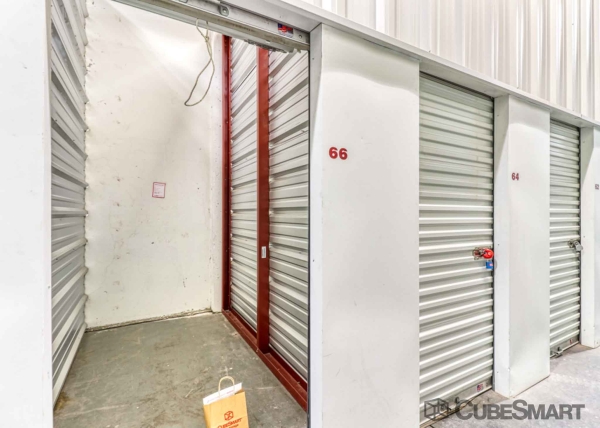 Storage Units at CubeSmart Self Storage - NM Albuquerque 1st St NW - 720 1st Street Northwest
