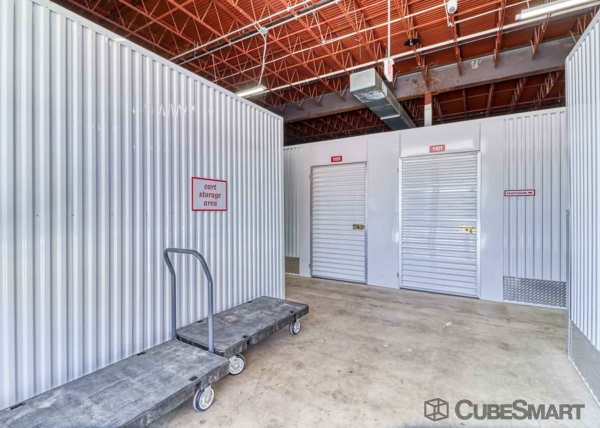 Facility photo: //images.sparefoot.com/medium/22667968905f442258b.jpg
