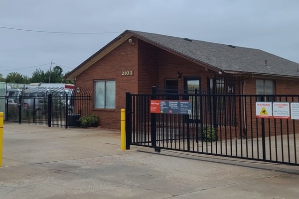 Storage Units at Public Storage - Oklahoma City - 2103 SE 44th St - 2103 SE 44th St