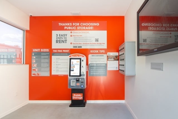 Facility photo: //images.sparefoot.com/medium/2268906966529c99386.jpg