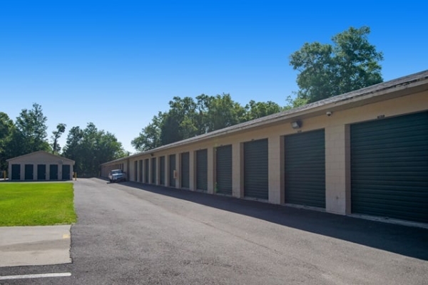 Storage Units at Public Storage - Ocala - 1815 NE 19th Ave - 1815 NE 19th Ave