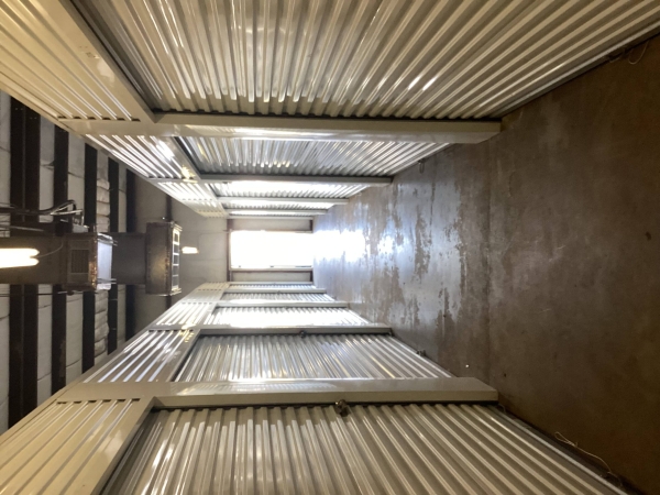 Facility photo: //images.sparefoot.com/medium/22694068810d89cdce2.jpeg