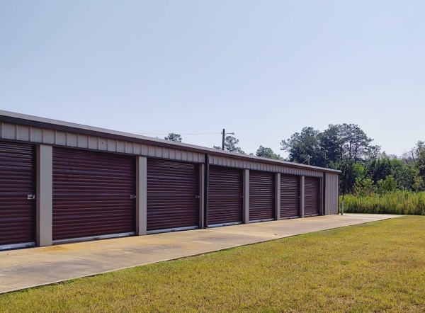 Facility photo: //images.sparefoot.com/medium/2269456899ed277959a.jpg