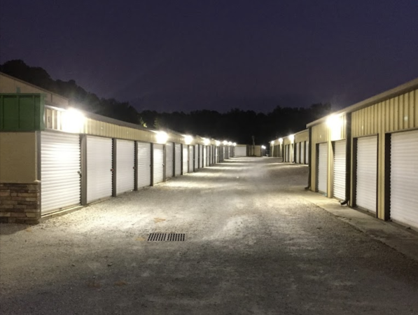 Facility photo: //images.sparefoot.com/medium/22696563f67c8b9145a.png