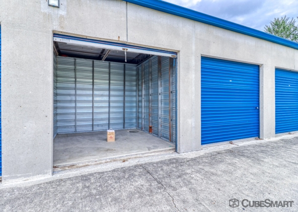 Facility photo: //images.sparefoot.com/medium/2269686883399b20466.jpg