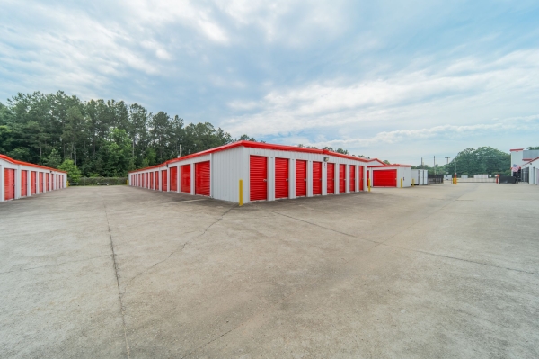Facility photo: //images.sparefoot.com/medium/22697064ac3b7c80111.jpeg