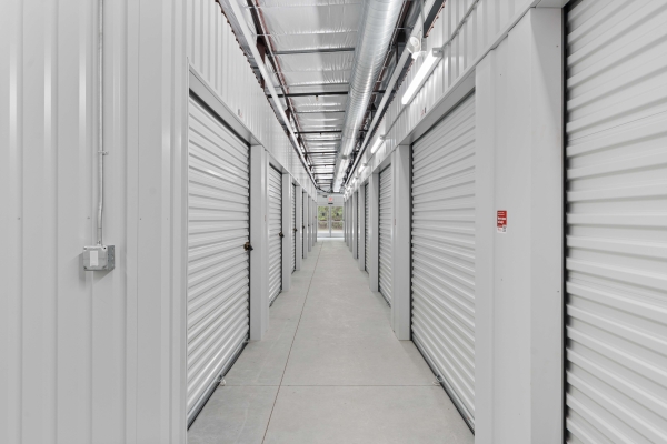 Facility photo: //images.sparefoot.com/medium/2269706895fc0231d90.jpg