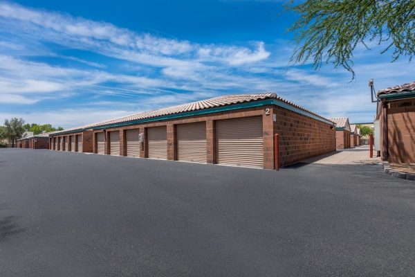 Facility photo: //images.sparefoot.com/medium/22706064dd39b871215.jpg