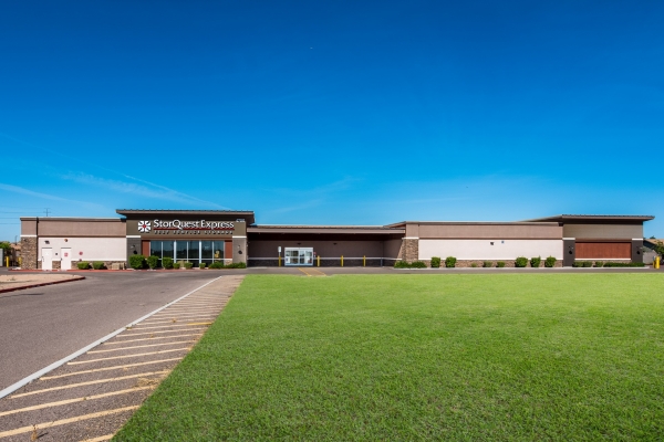 Storage Units at StorQuest Express - Gilbert / Val Vista - 4700 South Val Vista Drive