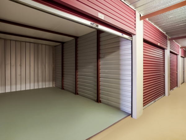 Storage Units at StorQuest - Tampa/Manhattan - 5002 South Manhattan Avenue