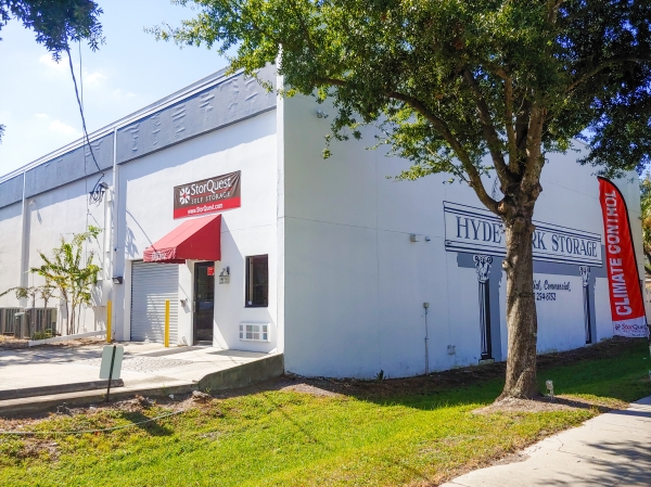 Storage Units at StorQuest Express - Tampa/Platt - 1600 West Platt Street