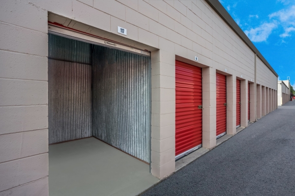 Storage Units at StorQuest Economy - Sacramento / N Stockton - 6155 Stockton Boulevard