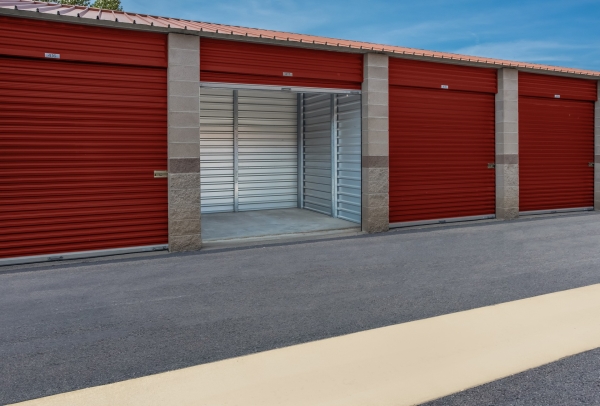 Storage Units at StorQuest - Aurora / Alameda - 16650 East Alameda Parkway