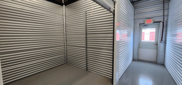 Storage Units at Gator State Storage Drive Up Climate Storage - 6209 North 50th Street