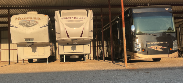 Facility photo: //images.sparefoot.com/medium/22737763c151555730b.png