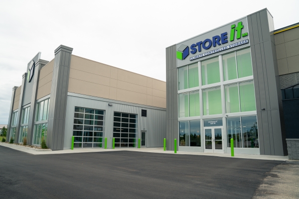 Storage Units at Store It MN - 2015 Bassett Drive