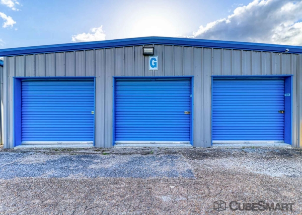 Facility photo: //images.sparefoot.com/medium/2276006943bc0d8befa.jpg