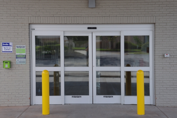 Facility photo: //images.sparefoot.com/medium/2276086566193580004.jpg