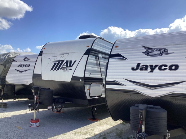 Facility photo: //images.sparefoot.com/medium/2276146776e2bf654aa.jpeg