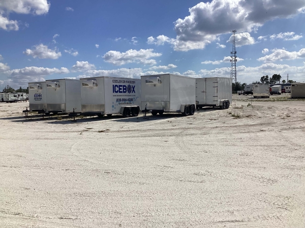 Facility photo: //images.sparefoot.com/medium/2276146776e2dc629b4.jpeg