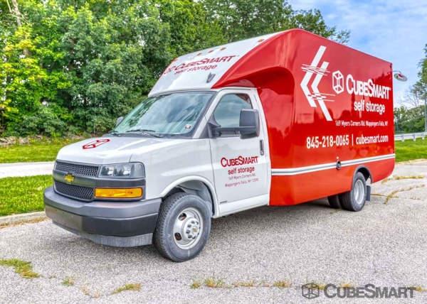 Facility photo: //images.sparefoot.com/medium/227636691eef4329a86.jpg