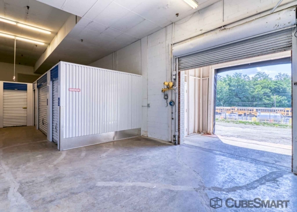 Storage Units at CubeSmart Self Storage - OH Akron Canton Rd - 1500 Canton Road Suite 330