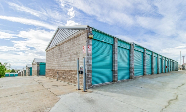Storage Units at Prime Storage - Centennial - 20210 East Smoky Hill Road