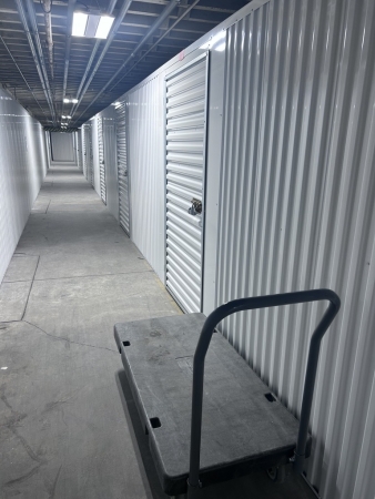 Facility photo: //images.sparefoot.com/medium/22775268d300d126c1c.jpg