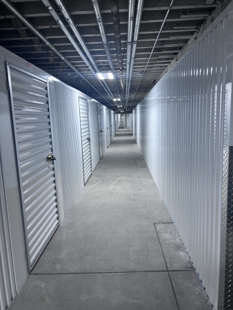 Facility photo: //images.sparefoot.com/medium/22775268d300d21a689.jpg