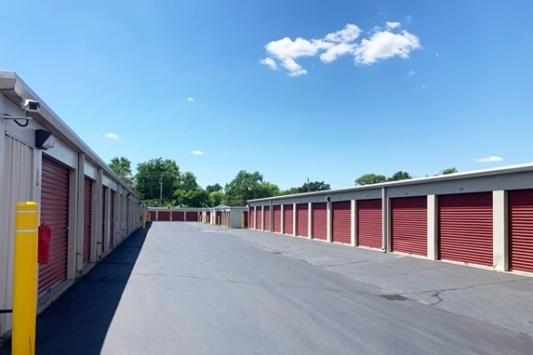 Storage Units at Public Storage - Indianapolis - 5030 N Keystone Ave - 5030 N Keystone Ave