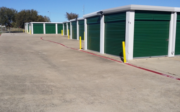 Storage Units at Arlington South Self Storage - 1000 West Harris Road
