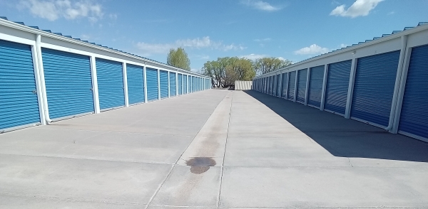 Facility photo: //images.sparefoot.com/medium/2283956478e5a1cf00a.jpg